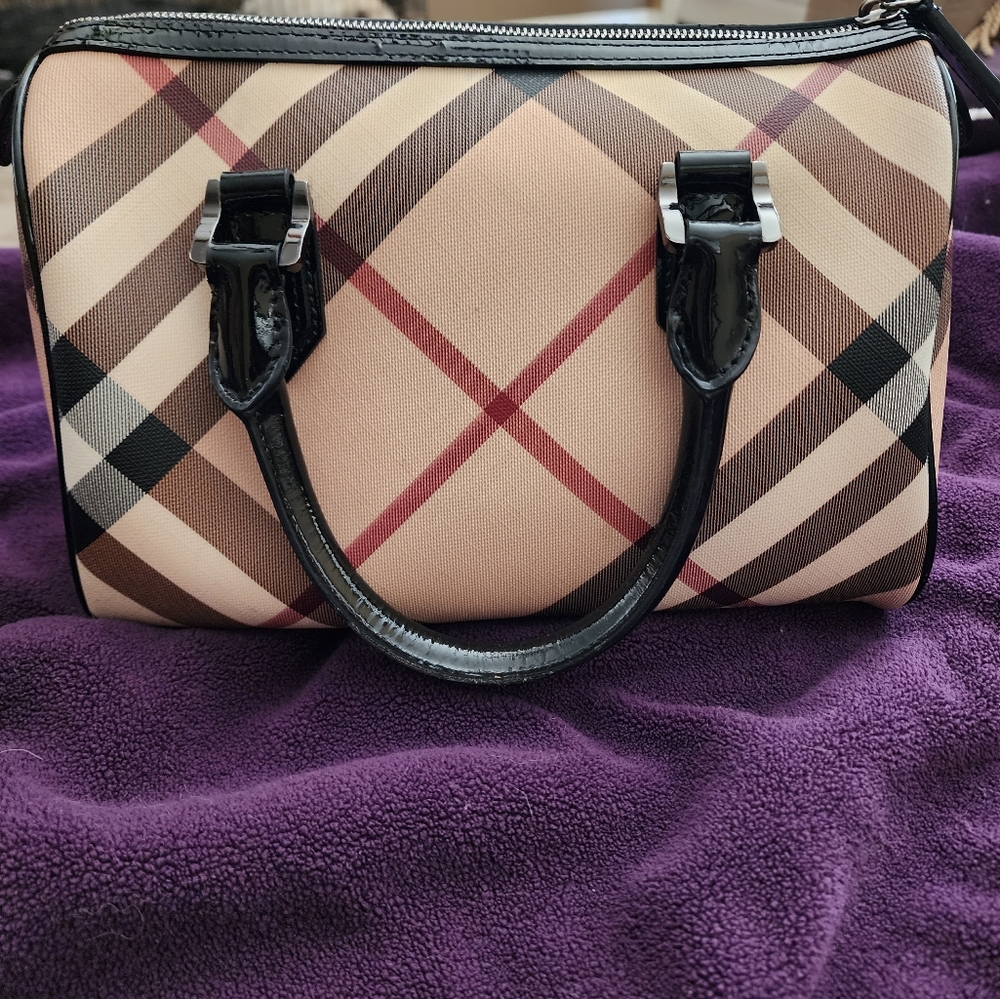 AUTHENTIC Burberry Supernova Chester Bag - Picture 2 of 9